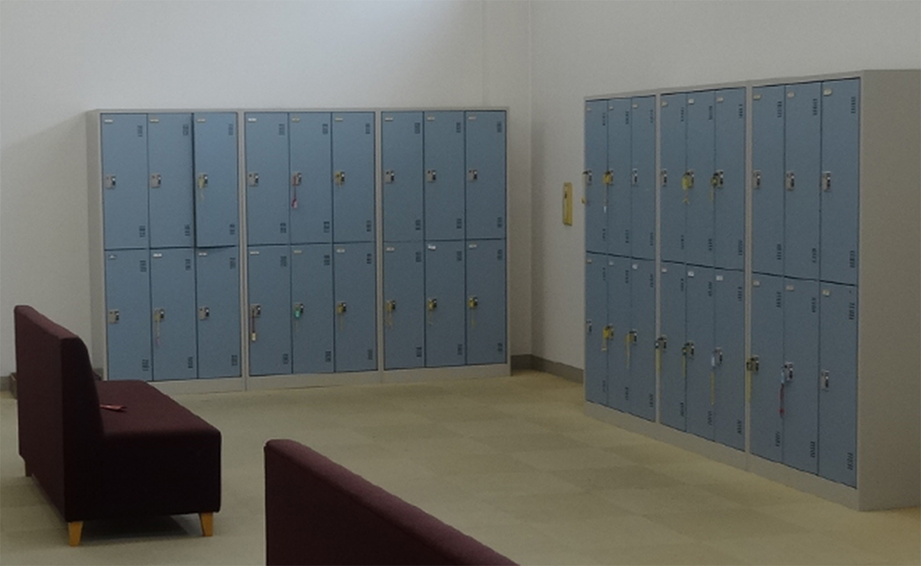 ロッカー室（男・女）